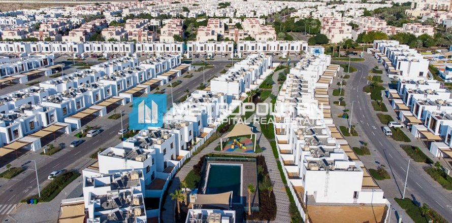 Villa i Al Ghadeer, Abu Dhabi, UAE 4 sovrum, 307.1 kvm Nr. 655624