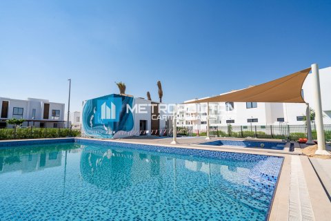 Villa till försäljning i Al Ghadeer, Abu Dhabi, UAE 4 sovrum, 307.1 kvm Nr. 655624 - fotografi 9