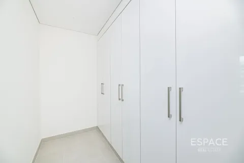 Duplex in Dubai Marina, Dubai, UAE 1 bedroom, 142 sq.m. № 661230 - photo 11