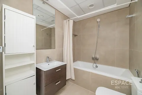 Duplex in Dubai Marina, Dubai, UAE 1 bedroom, 142 sq.m. № 661230 - photo 10
