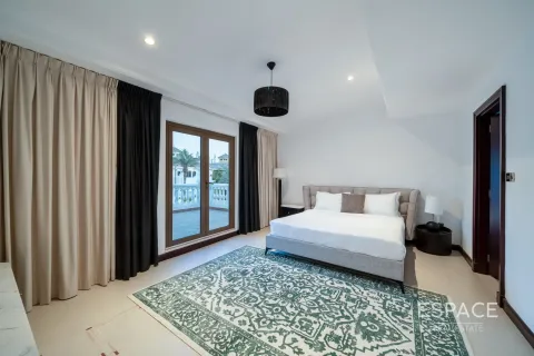 Villa sa Palm Jumeirah, Dubai, UAE 4 silid-tulugan, 623 sq.m. № 661226 - larawan 12