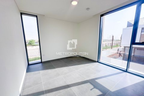 Villa te huur in Arabian Ranches 3, Dubai, VAE 4 slaapkamers, 302 vr.m., nr 663830 - foto 4