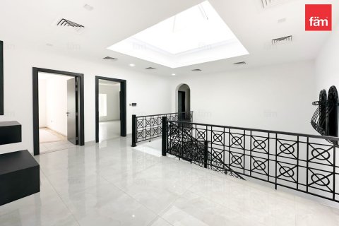Villa sa Al Barsha, Dubai, UAE 5 silid-tulugan, 1543.2 sq.m. № 633806 - larawan 18