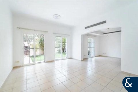 Villa à louer à Arabian Ranches, Dubai, EAU 3 chambres, 235 m2 № 668467 - photo 4