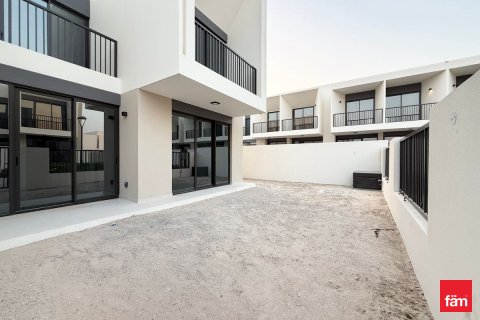 Rumah bandar di Town Square, Dubai, UAE 4 bilik tidur, 261.2 meter persegi № 655630 - foto 5