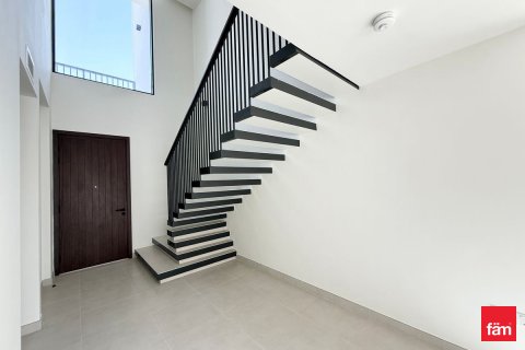 Rumah bandar di Town Square, Dubai, UAE 4 bilik tidur, 261.2 meter persegi № 655630 - foto 17