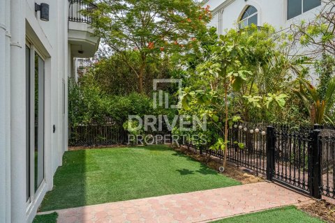 Villa zur Miete in Umm Suqeim, Dubai, VAE 3 Schlafzimmer, 260 m2 Nr. 655579 - Foto 11