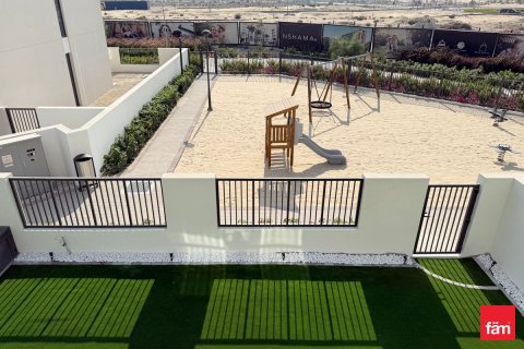 Városi lakóépület itt: Town Square, Dubai, EAE, 4 hálószoba, 281.8 m², azonosító: 655633 - fénykép 20