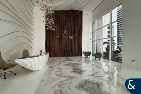 Jumeirah Lake Towers, Dubai, UAE의 판매용 아파트 42제곱미터 번호 671059 - 사진 1