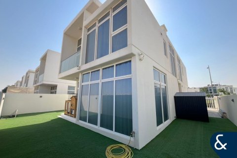 Vila v DAMAC Hills (Akoya by DAMAC), Dubai, SAE 6 ložnice, 279 m² Č.: 671056 - fotografie 1