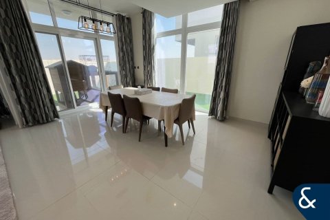 Vila v DAMAC Hills (Akoya by DAMAC), Dubai, SAE 6 ložnice, 279 m² Č.: 671056 - fotografie 5