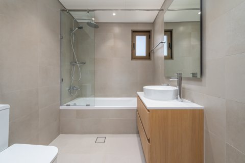 Appartement te huur in The Gardens, Dubai, VAE 3 slaapkamers, 134 vr.m., nr 754488 - foto 11