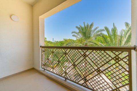 Appartement te huur in The Gardens, Dubai, VAE 3 slaapkamers, 134 vr.m., nr 754488 - foto 12