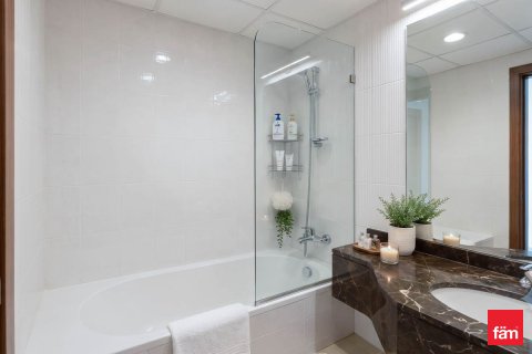 Apartment til leje i Downtown Dubai (Downtown Burj Dubai), Dubai, UAE 2 soveværelser, 128 kvm № 721651 - foto 8