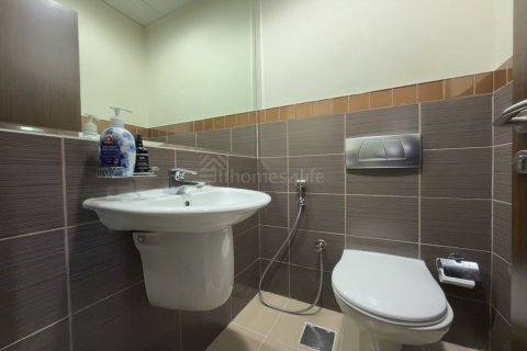 Apartemen di Business Bay, Dubai, UEA 1 kamar tidur, 102 m2 nomor 721719 - foto 9