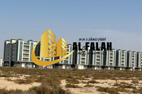 Land in Tilal City, Sharjah, UAE 589 sq.m. № 647464 - photo 9