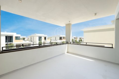 Villa in Dubai, UAE 4 bedrooms, 405 sq.m. № 629722 - photo 17
