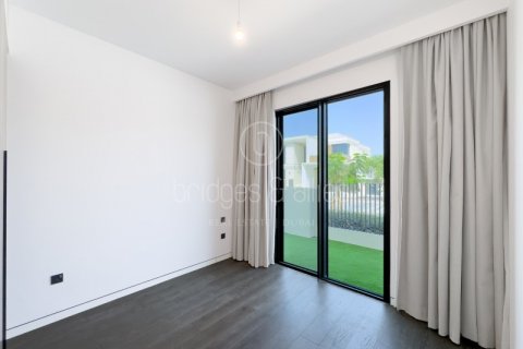 Villa in Dubai, UAE 4 bedrooms, 405 sq.m. № 629722 - photo 14