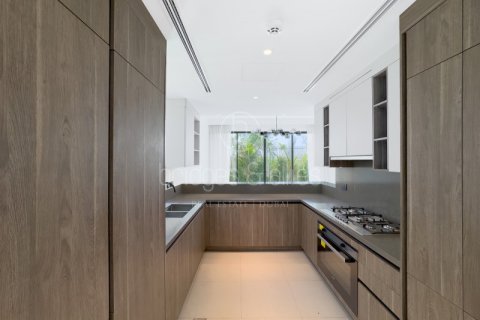 Villa in Dubai, UAE 4 bedrooms, 405 sq.m. № 629722 - photo 6