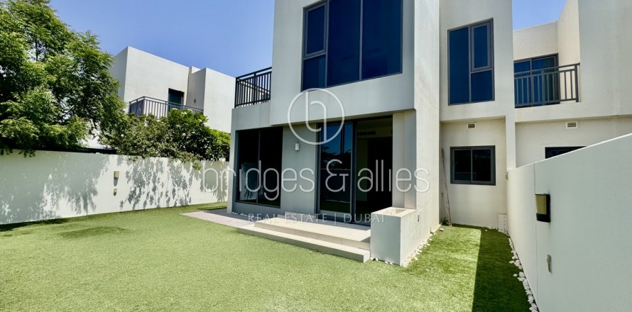 Vilë në Dubai Hills Estate, Emiratet e Bashkuara Arabe 4 dhoma gjumi, 232.3 m2. № 629718