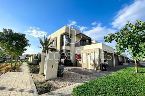 Vilë në Dubai Hills Estate, Emiratet e Bashkuara Arabe 5 dhoma gjumi, 254.1 m2. № 629720 - Foto 1