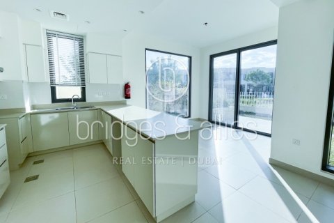 Vilë në Dubai Hills Estate, Emiratet e Bashkuara Arabe 5 dhoma gjumi, 254.1 m2. № 629720 - Foto 5