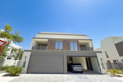 Vilă de închiriat în Dubai, EAU 4 dormitoare, 316.9 mp.  №629719 - poză 16