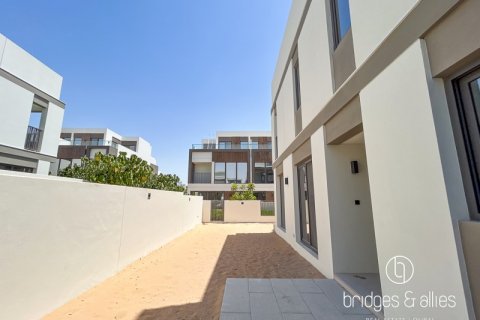 Vilă de închiriat în Dubai, EAU 4 dormitoare, 316.9 mp.  №629719 - poză 12