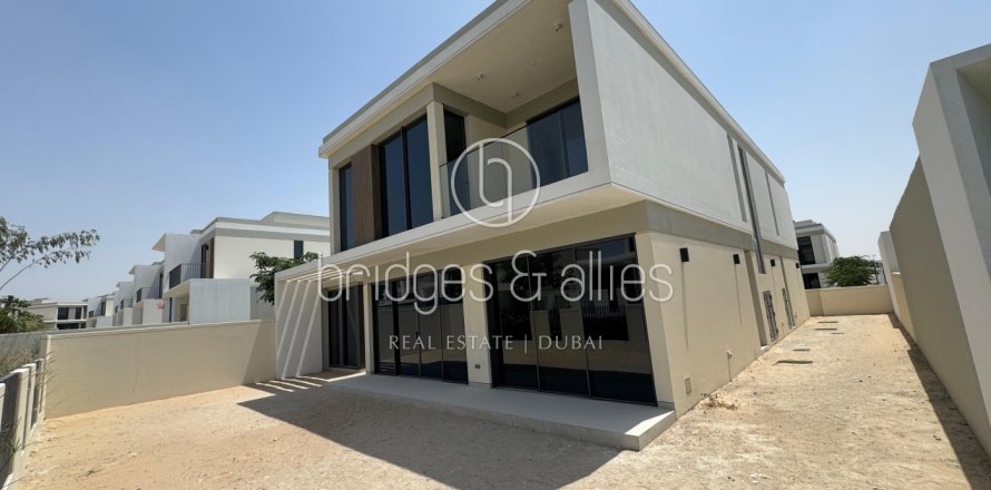 Dubai, BAE’de вилла 4 yatak odası, 373.1 m&sup2; No 629721
