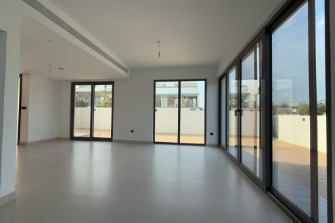 Üürile anda villa asukohaga Dubai, AÜE: 4 magamistoaga, 316.9 m² Nr 629716 - pilt 4