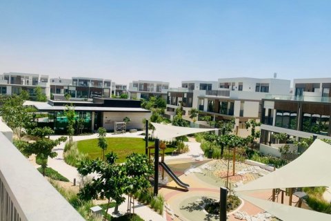 Üürile anda villa asukohaga Dubai, AÜE: 4 magamistoaga, 316.9 m² Nr 629716 - pilt 1