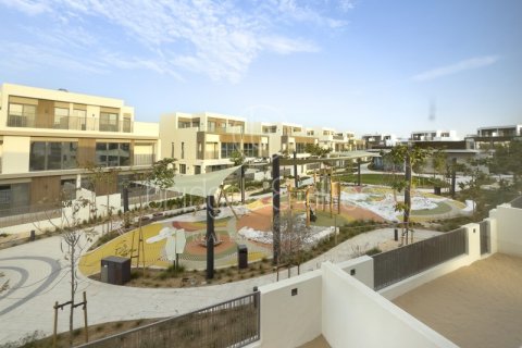 Üürile anda villa asukohaga Dubai, AÜE: 4 magamistoaga, 316.9 m² Nr 629716 - pilt 26