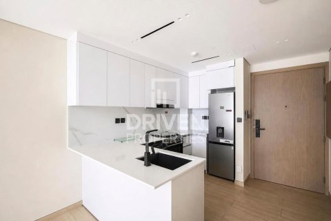 Apartment til leje i Jumeirah Village Circle, Dubai, UAE 2 soveværelser, 115.01 kvm № 745793 - foto 6