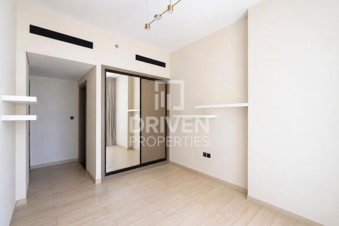 Apartment til leje i Jumeirah Village Circle, Dubai, UAE 2 soveværelser, 115.01 kvm № 745793 - foto 10