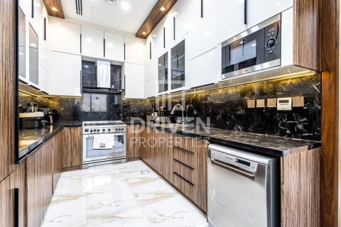 Villa en alquiler en Nadd Al Sheba, Dubai, EAU 5 dormitorios, 631.74 m2 № 746195 - foto 16