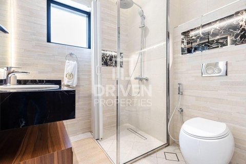 Villa en alquiler en Nadd Al Sheba, Dubai, EAU 5 dormitorios, 631.74 m2 № 746195 - foto 24