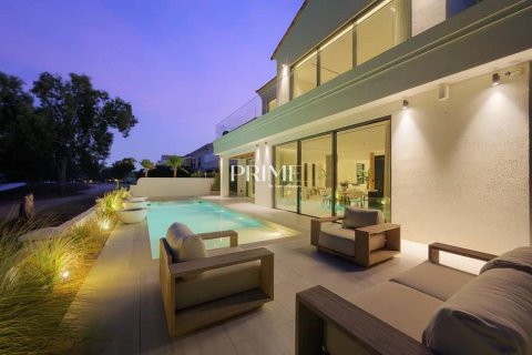 Villa til salgs i Jumeirah Golf Estates, Dubai, Emiratene 5 soverom, 714 kvm Nr. 643797 - Foto 28