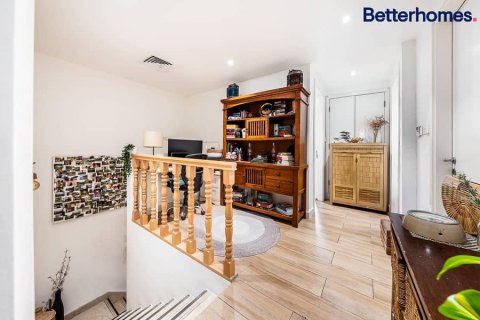 Villa til salgs i The Springs, Dubai, Emiratene 4 soverom, 210 kvm Nr. 643796 - Foto 3
