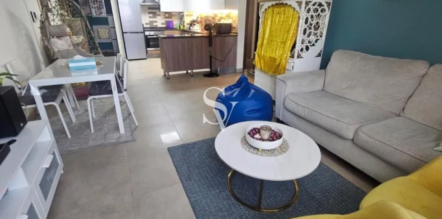 Al Furjan、Dubai、UAEにあるマンション 2ベッドルーム、88 m2 No658213