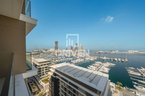 Appartement te huur in Mina Rashid, Dubai, VAE 3 slaapkamers, 159 vr.m., nr 684137 - foto 16
