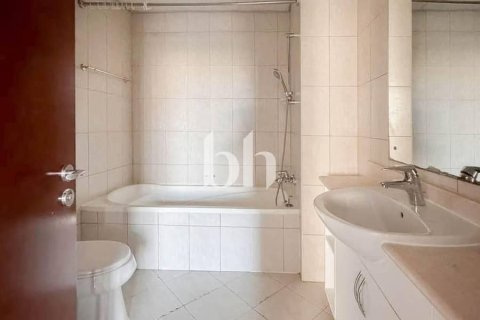 Huoneisto Motor City, Dubai, Arabiemiraatit 2 makuuhuonetta, 125 m2 № 643901 - kuva 9
