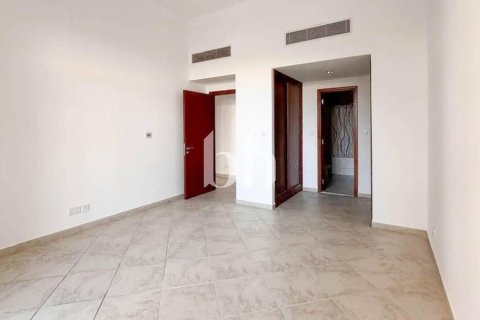 Huoneisto Motor City, Dubai, Arabiemiraatit 2 makuuhuonetta, 125 m2 № 643901 - kuva 8