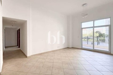 Huoneisto Motor City, Dubai, Arabiemiraatit 2 makuuhuonetta, 125 m2 № 643901 - kuva 2