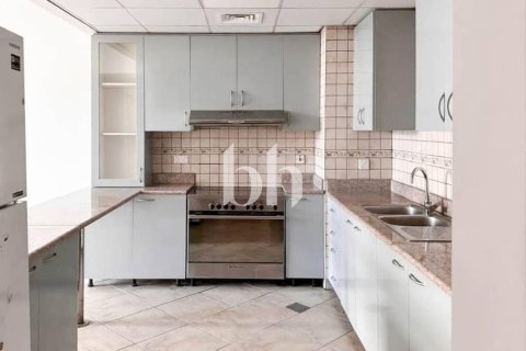 Huoneisto Motor City, Dubai, Arabiemiraatit 2 makuuhuonetta, 125 m2 № 643901 - kuva 3