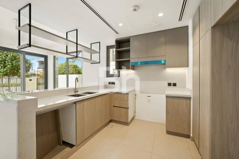 Tilal Al Ghaf, Dubai, UAE의 임대용 빌라 침실 4개, 220제곱미터 번호 643904 - 사진 5