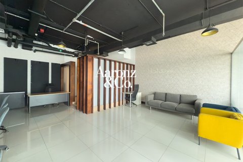 Купить офис в Бизнес-Бэй, Дубай, ОАЭ 82м2, № 709375 - фото 3