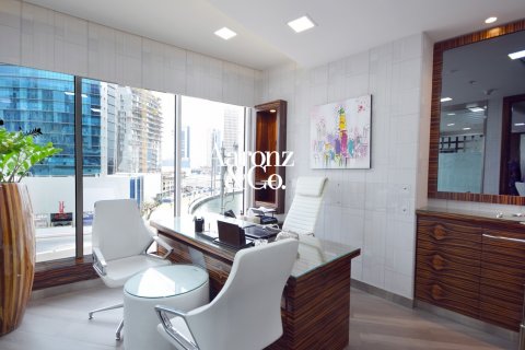 Oficina en alquiler en Business Bay, Dubai, EAU 108 m2 № 709376 - foto 3