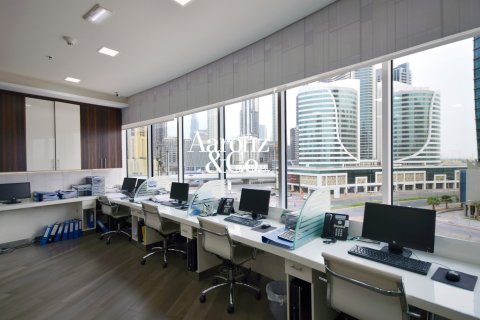 Oficina en alquiler en Business Bay, Dubai, EAU 108 m2 № 709376 - foto 9