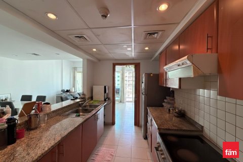 Lägenhet till försäljning i Dubai, UAE 2 sovrum, 120 kvm Nr. 660234 - fotografi 8