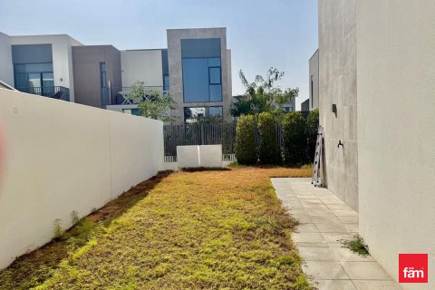 Зняти в оренду таунхаус в Дубай, ОАЕ 4 спальні, 245.5м2, № 689397 - фото 7